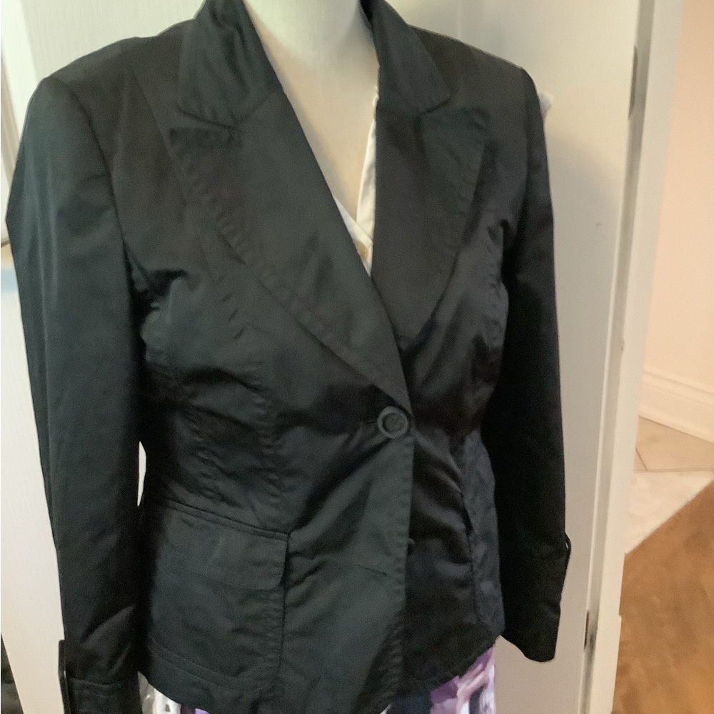 Luisa Cerano Black blazer with pockets worth more than 500$